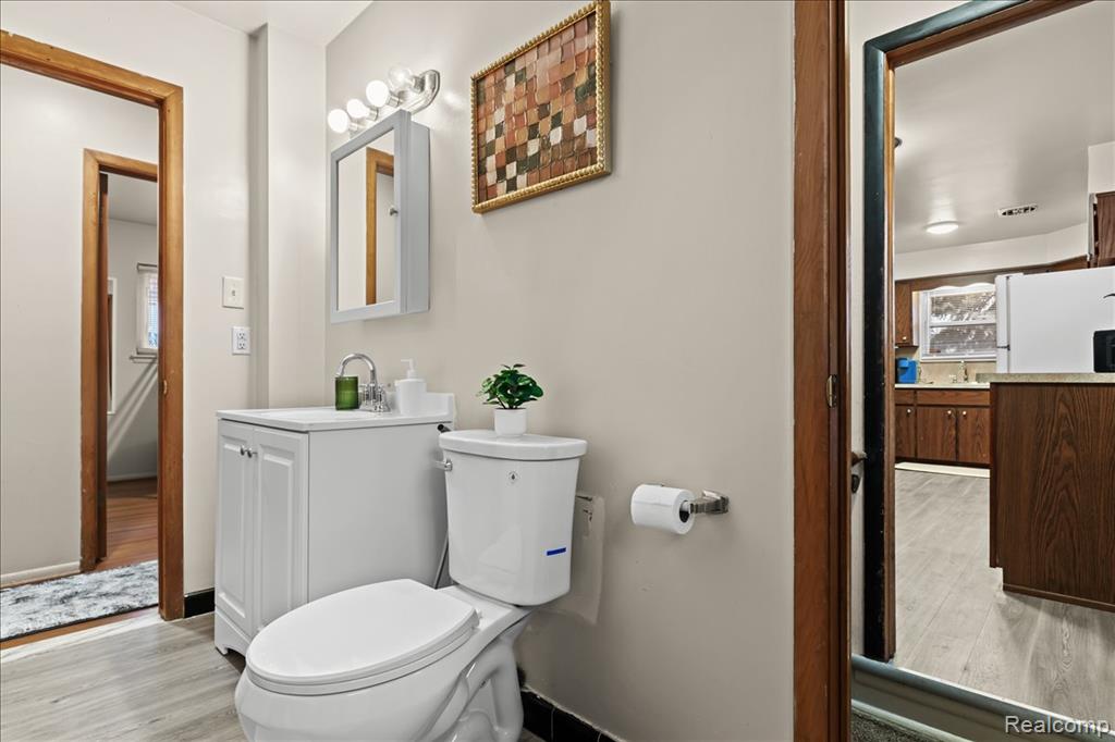 673 Winchester Avenue, Lincoln Park, MI 48146 — Photo 33