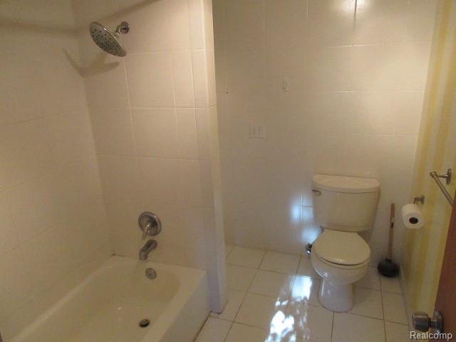 4870 LAKEVIEW Boulevard, Clarkston, MI 48348 — Photo 35