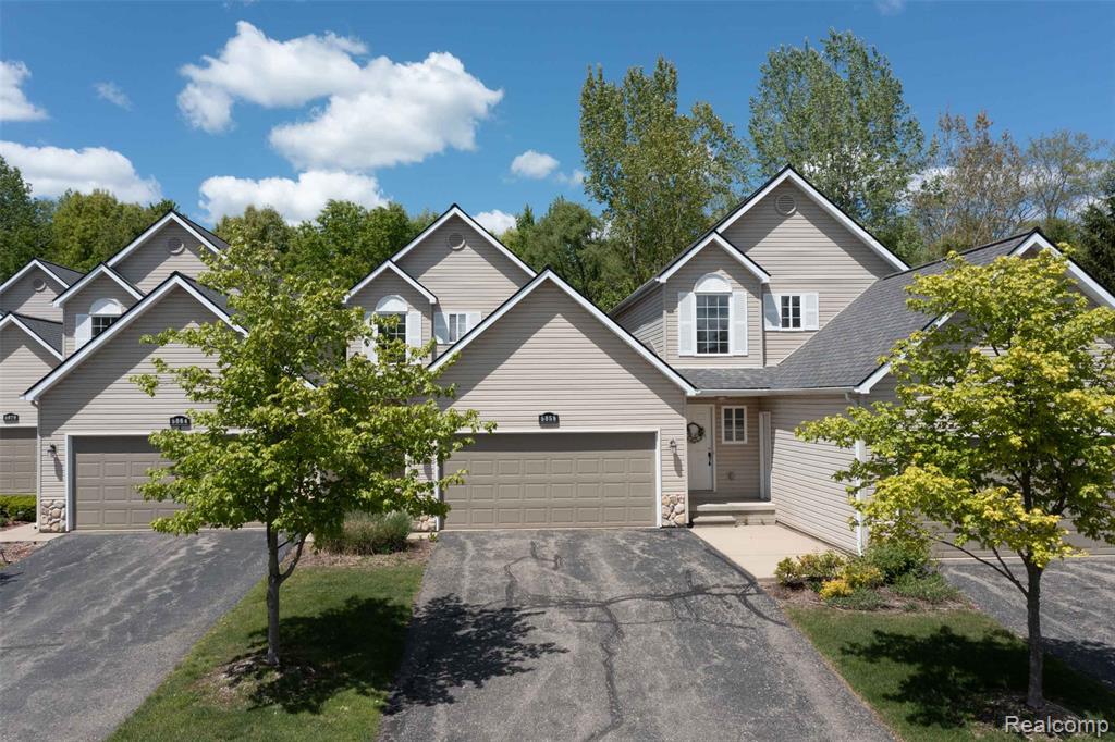 5058 Clintonville Pines Drive, Clarkston, MI — Photo 30