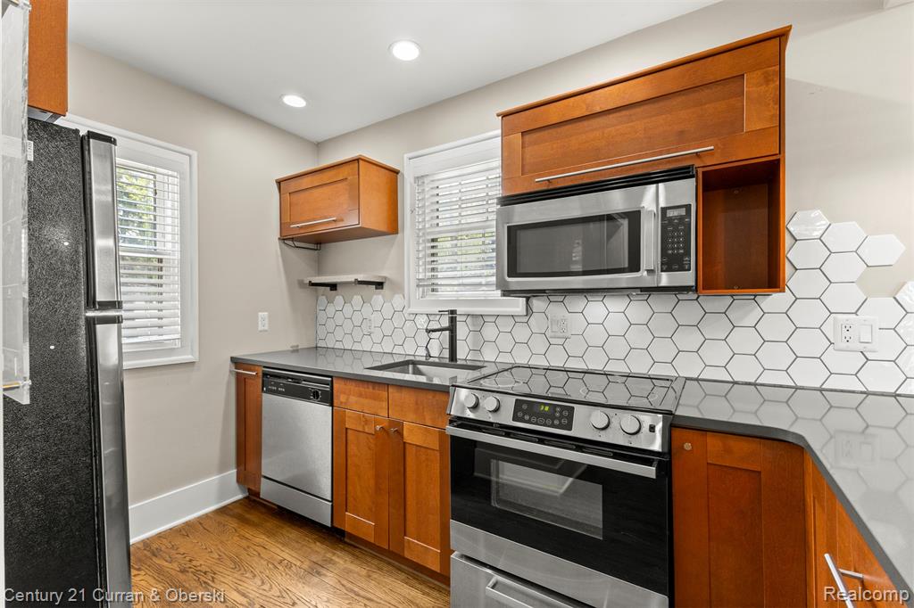 3440 20th Street, Wyandotte, MI 48192 — Photo 12
