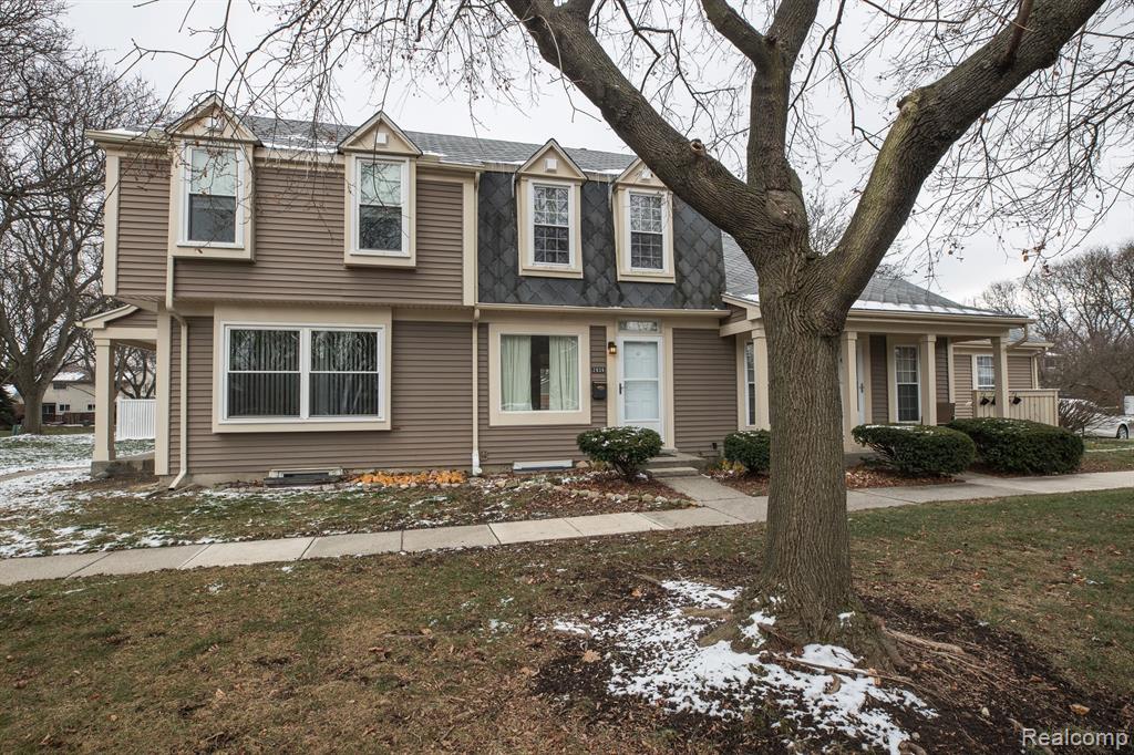 2939 Whittier Court, Ann Arbor, MI 48104 — Photo 4