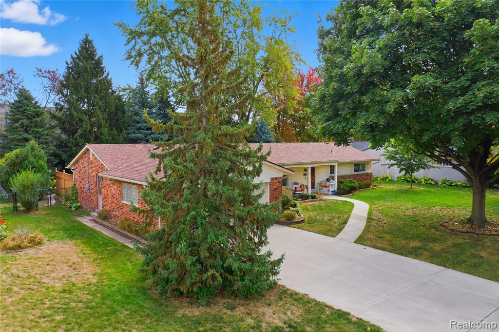 9466 Marilyn Avenue, Plymouth, MI 48170 — Photo 57