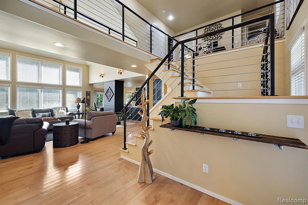 733 LONGFORD Drive, Rochester Hills, MI 48309 — Photo 10