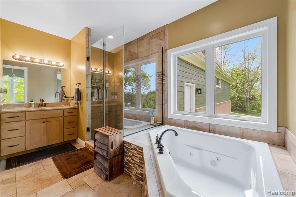 13085 Rohn Road, Fenton, MI 48430 — Photo 18