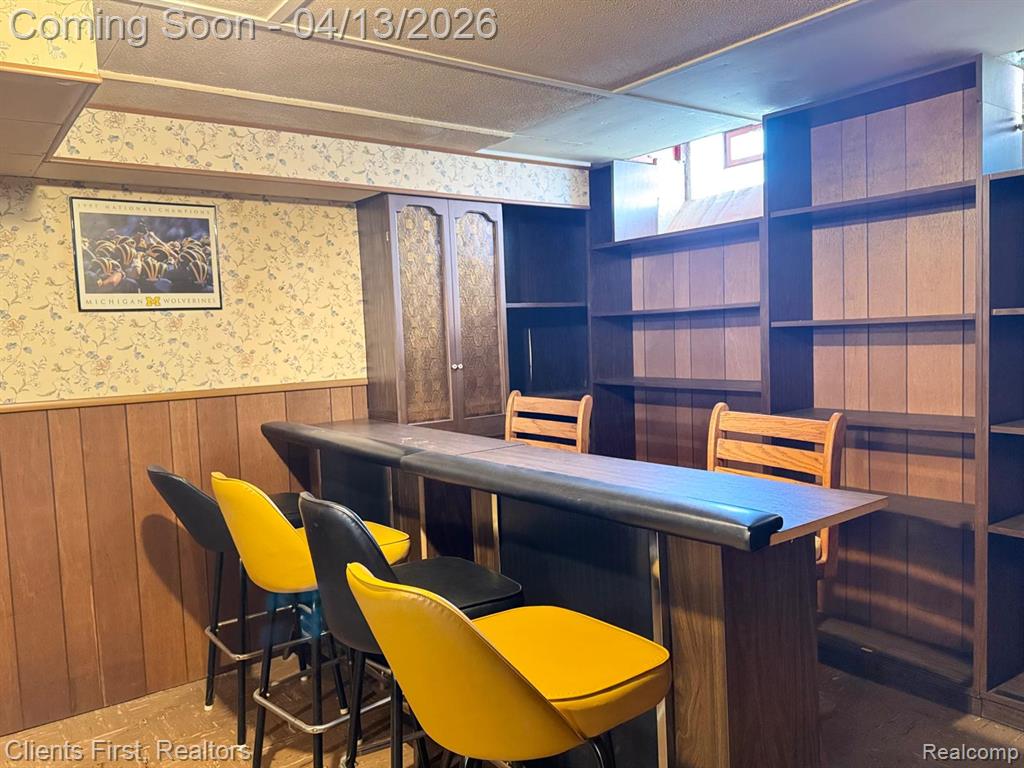 18047 Holland Avenue, Eastpointe, MI 48021 — Photo 13