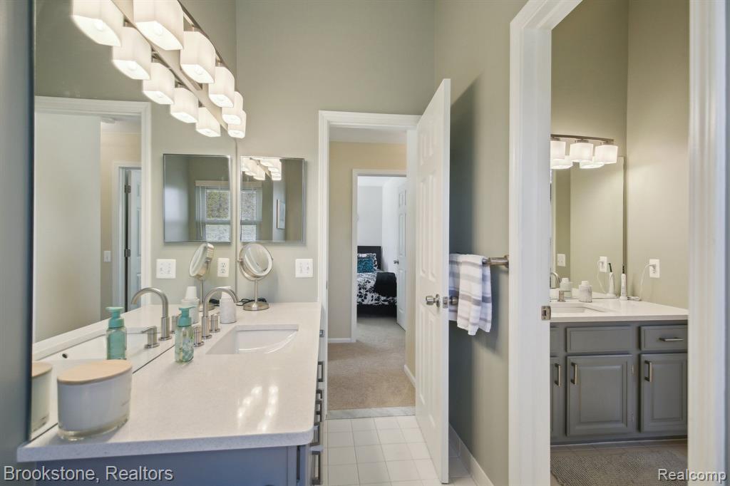 4055 HIGHVIEW, Waterford, MI 48329 — Photo 18