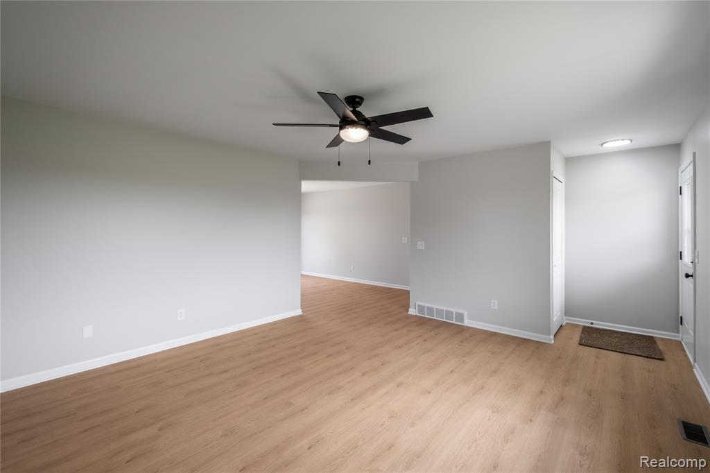 3104 W Baldwin Road, Grand Blanc, MI 48439 — Photo 9