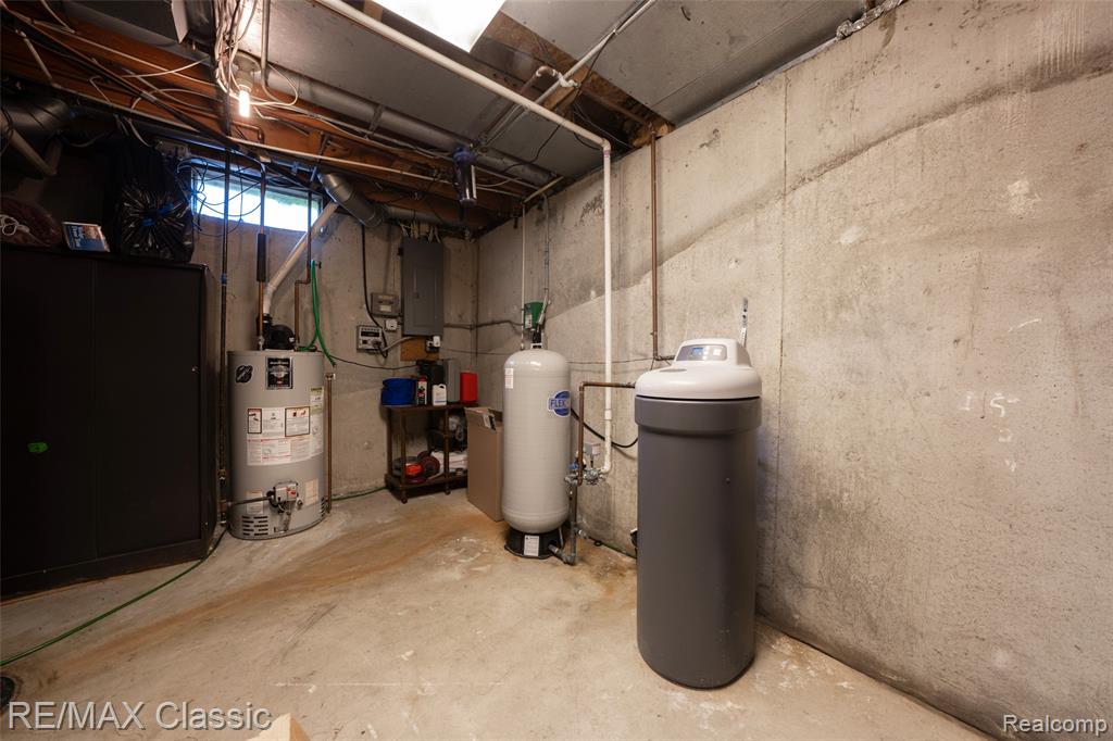 43421 Cottisford Street, Novi, MI 48167 — Photo 41