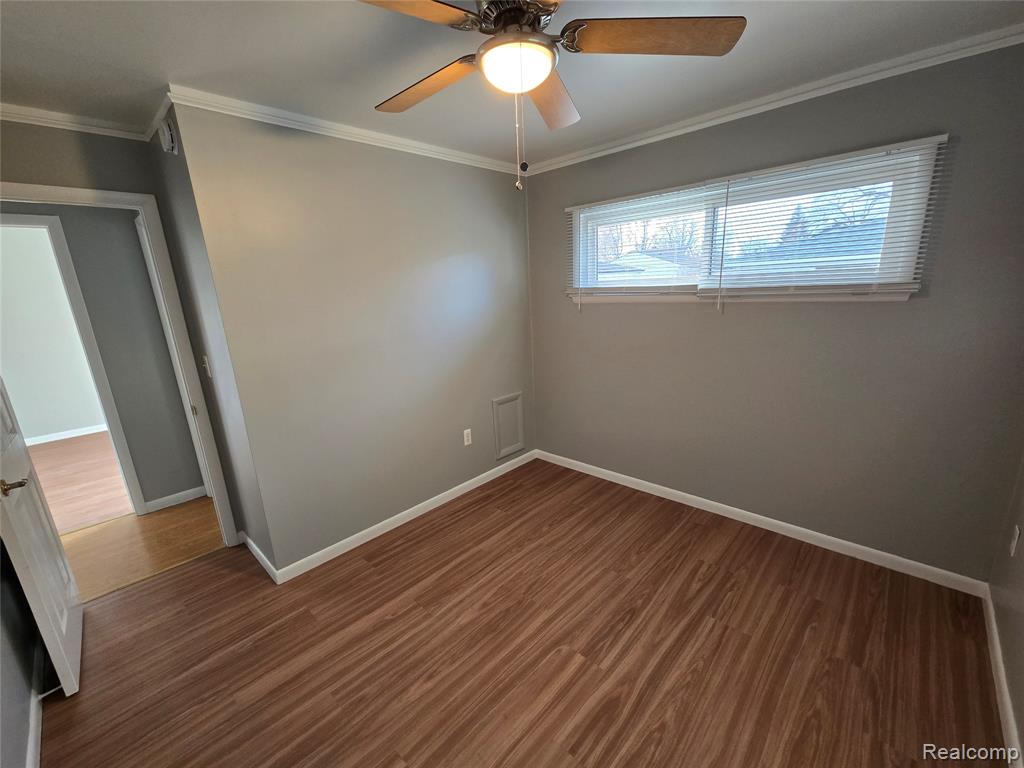 4694 Ziegler Street, Dearborn Heights, MI 48125 — Photo 15