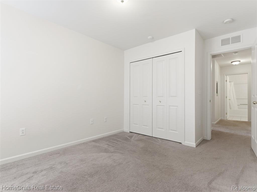 47551 PEMBROKE Drive, Canton, MI 48188 — Photo 19