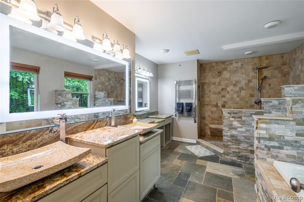 1250 Walloon Way, Lake Orion, MI — Photo 13
