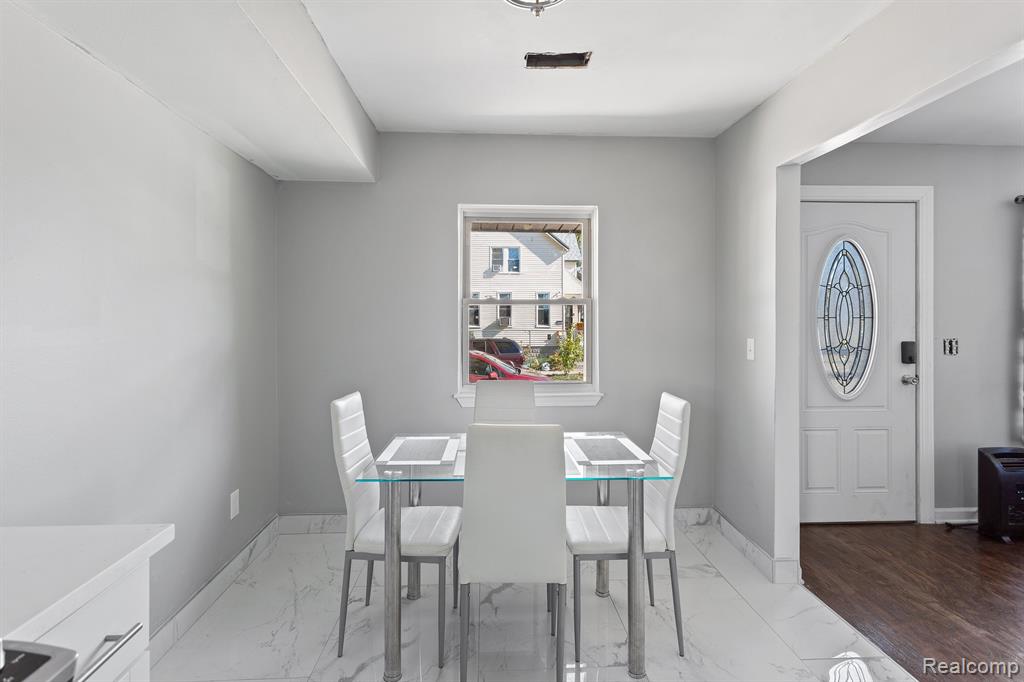 4383 CICOTTE Street, Detroit, MI 48210 — Photo 31