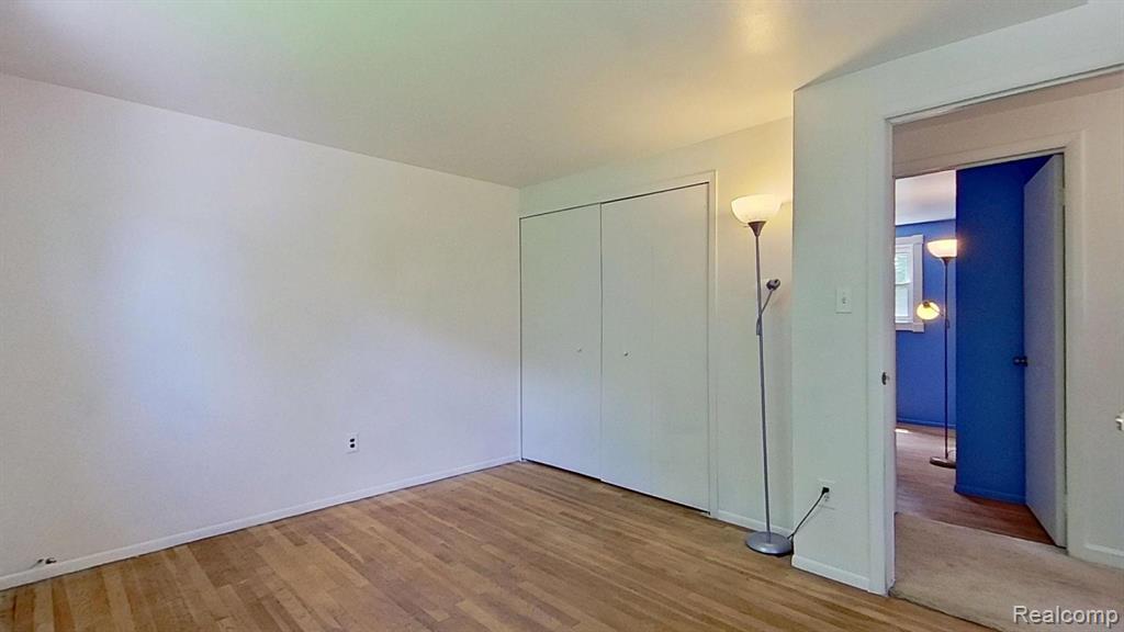 8252 Tinkler Road, Sterling Heights, MI 48312 — Photo 31