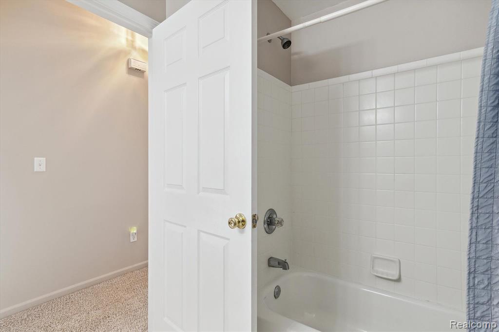 16699 CARRIAGE Way, Northville, MI 48168 — Photo 19