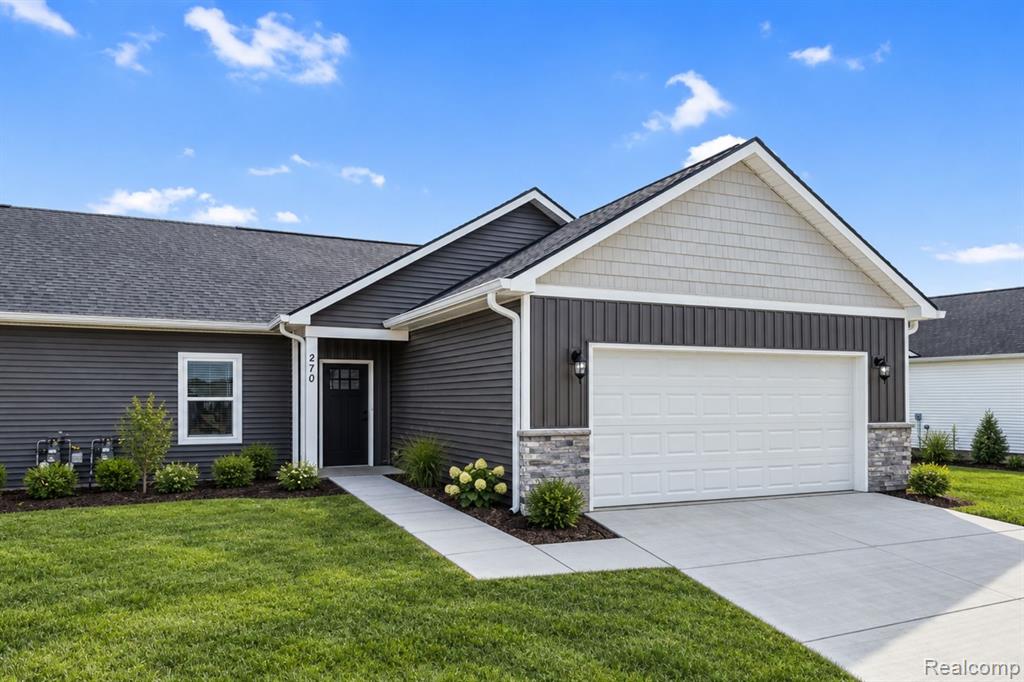 2295 Gilder Drive, Howell, MI 48843