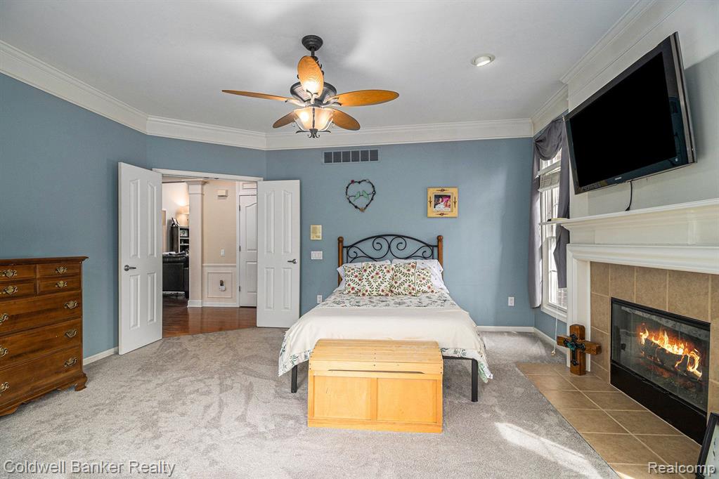 48520 Antique, Canton, MI 48187 — Photo 22