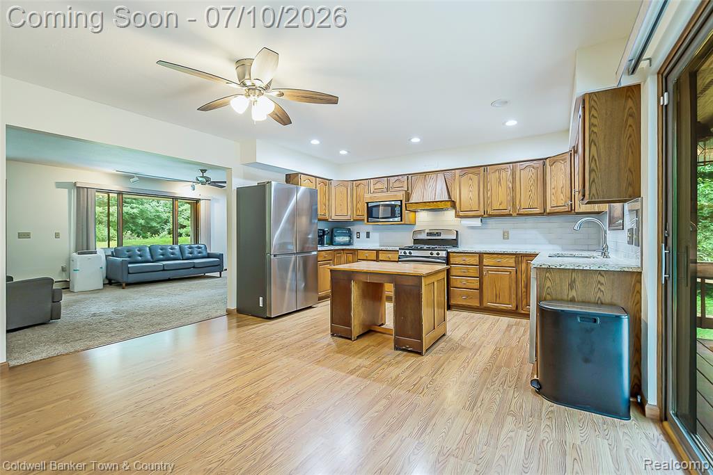 5211 Strawberry Lake Road, Whitmore Lake, MI 48189 — Photo 9