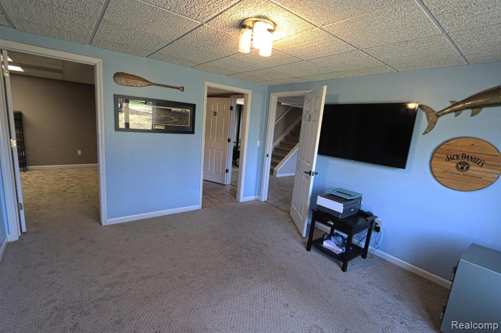 5470 HURON HILLS Drive, Commerce Twp, MI 48382 — Photo 40