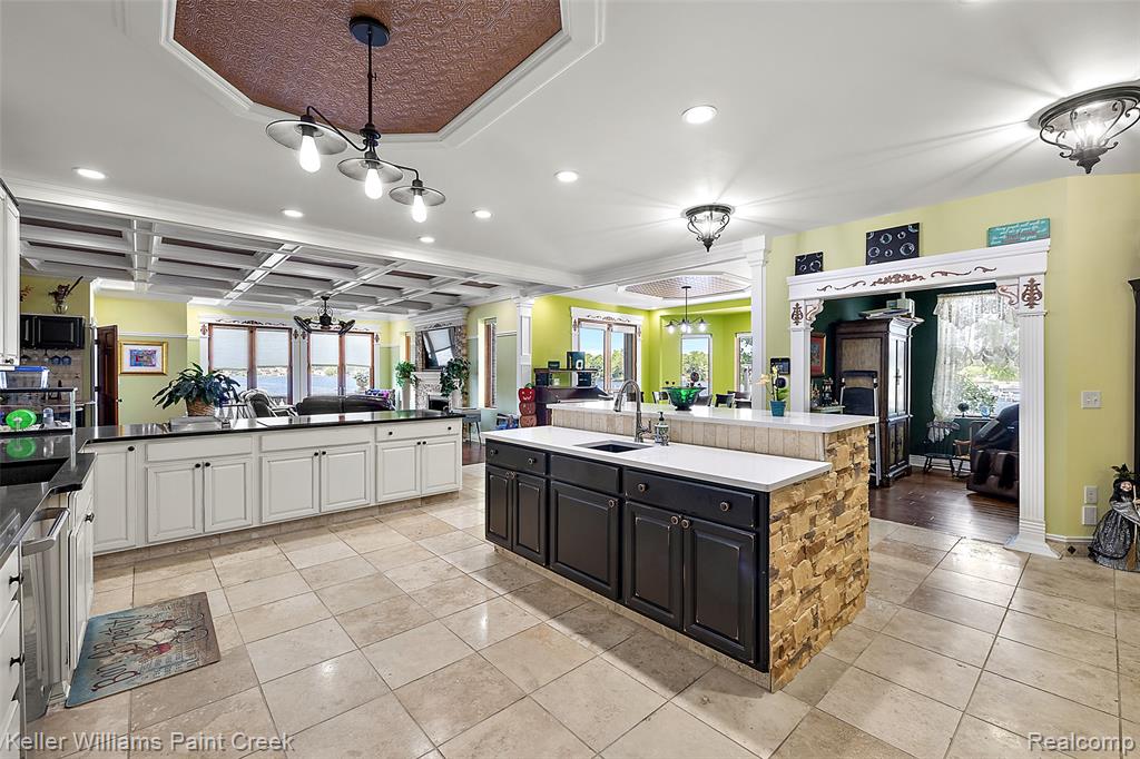 328 S Broadway Street, Lake Orion, MI 48362 — Photo 53