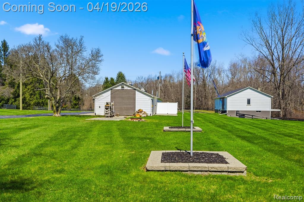 8636 Tindall Road, Davisburg, MI 48350 — Photo 38