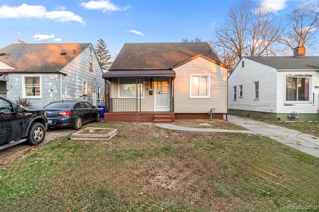8900 Asbury Park, Detroit, MI 48228 — front exterior