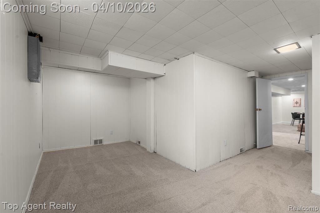 12751 Oak Park Boulevard, Oak Park, MI 48237 — Photo 27