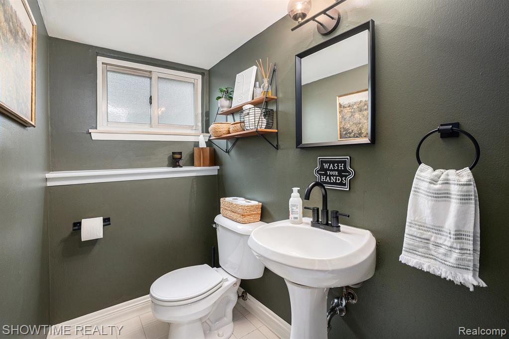 633 Ellen Avenue, Royal Oak, MI 48073 — Photo 21
