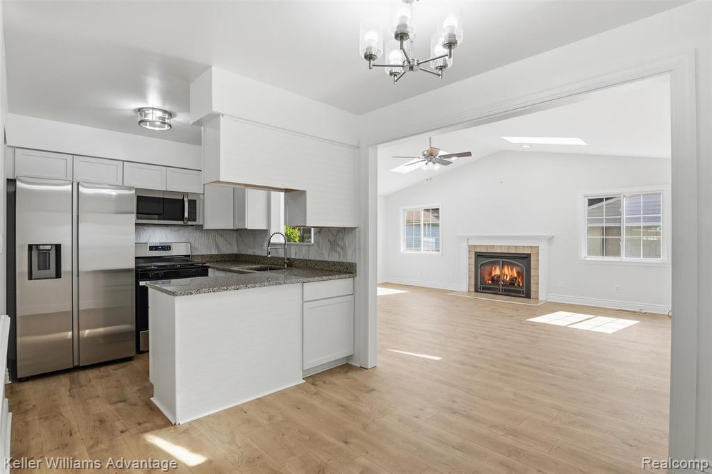 9883 William Street, Taylor, MI 48180 — Photo 15
