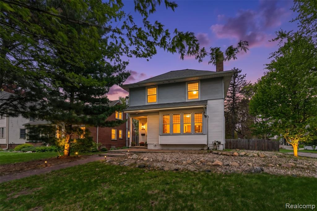 529 E Lincoln Avenue, Royal Oak, MI 48067 — front exterior