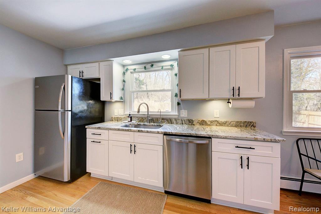 1079 MARK Street, Ypsilanti, MI 48197 — Photo 3