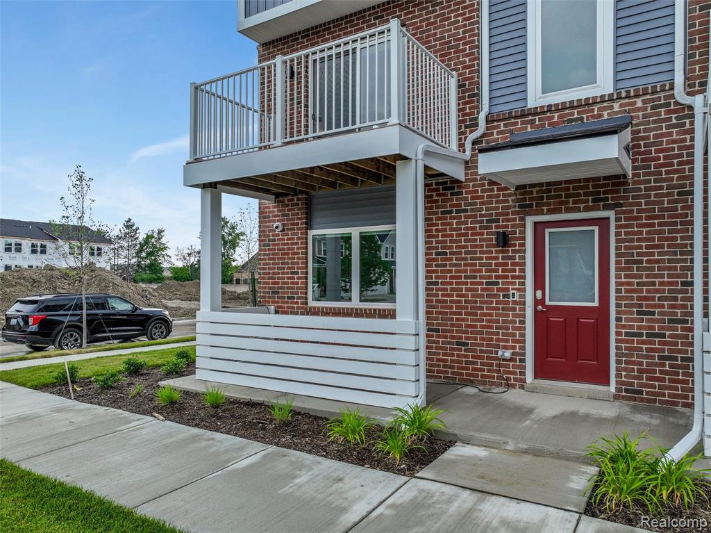 822 Huntley Lane, Troy, MI 48085 — Photo 3