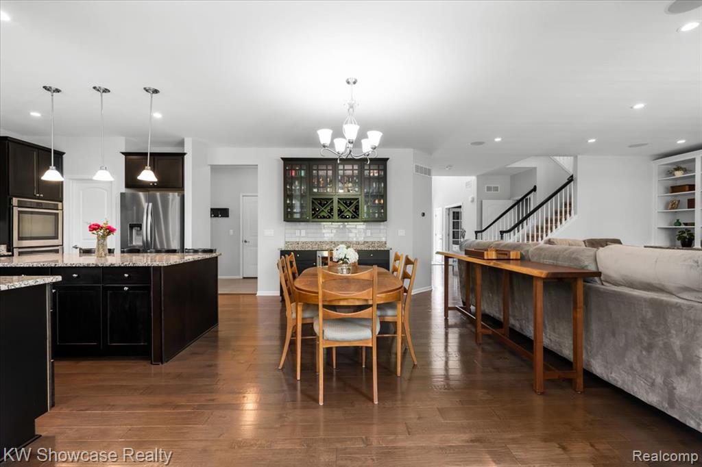 41775 Steinbeck Glen, Novi, MI 48377 — Photo 12