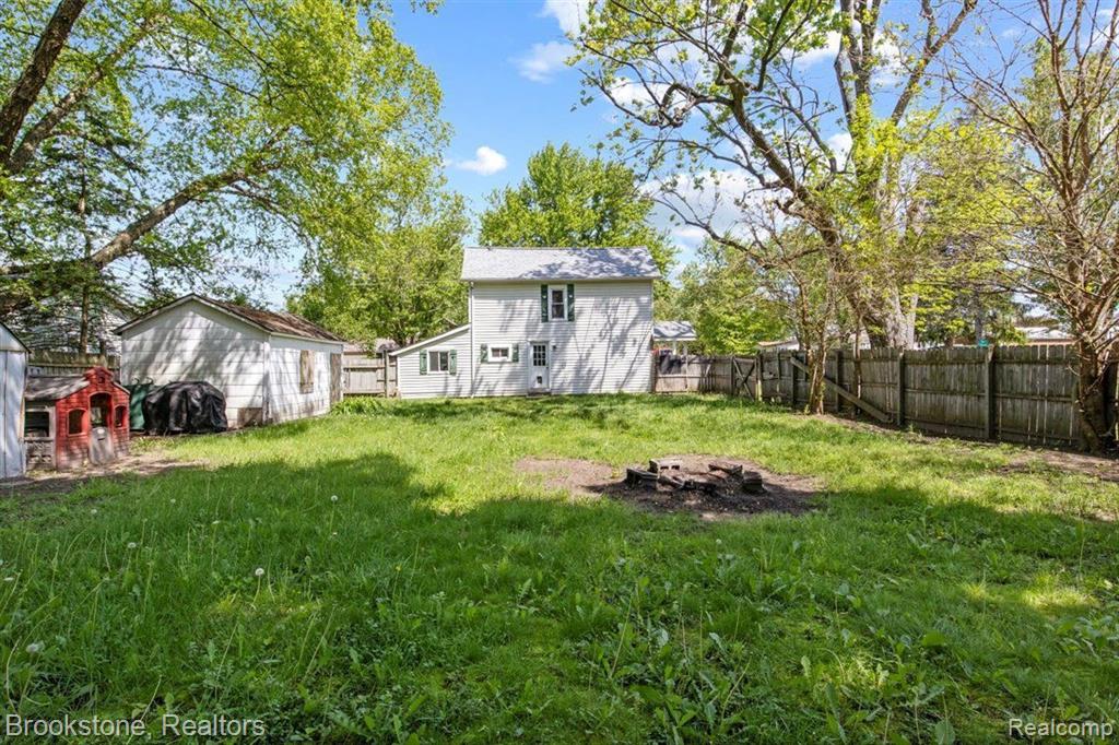325 N Ann Street, Byron, MI 48418 — Photo 4