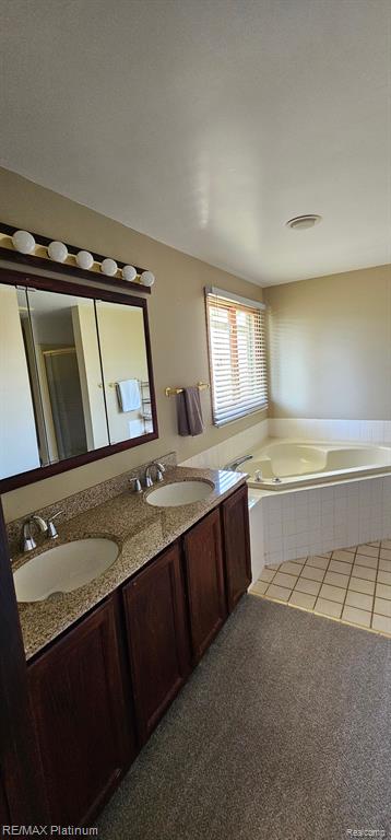 3960 S Bradmore Avenue N, West Bloomfield, MI 48324 — Photo 15