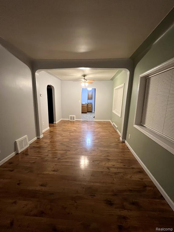 7567 TOEPFER Road, Warren, MI 48091 — Photo 9