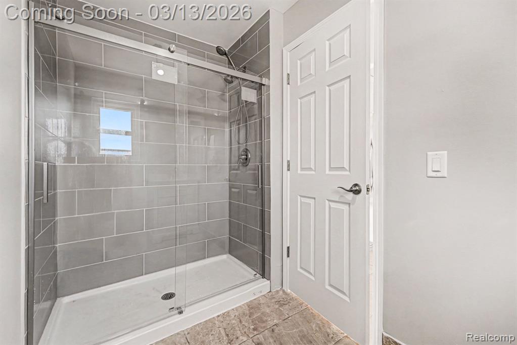 880 Hemingway Road, Lake Orion, MI 48362 — Photo 14
