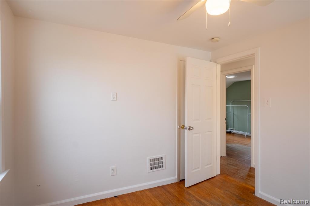 6600 Payne Avenue, Dearborn, MI 48126 — Photo 21