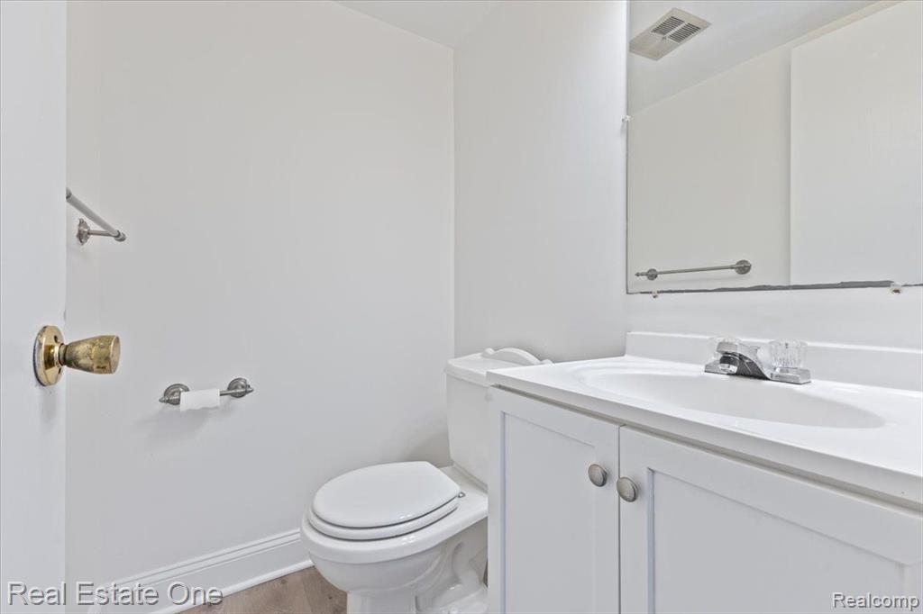 2816 BOMBRIDGE, Ann Arbor, MI 48104 — Photo 16
