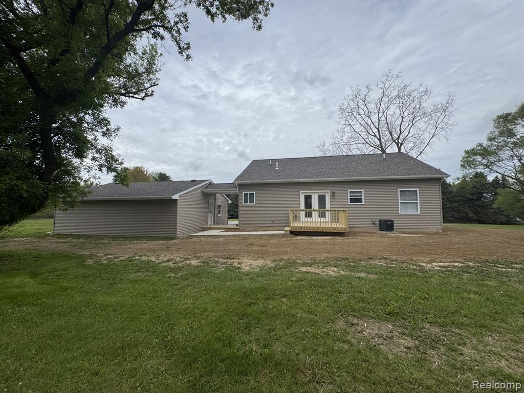 1939 Manchester Drive, Lapeer, MI 48446 — Photo 6