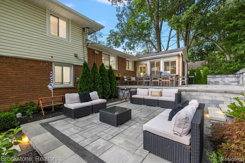 711 Hickory Heights Drive, Bloomfield Hills, MI 48304 — Photo 40