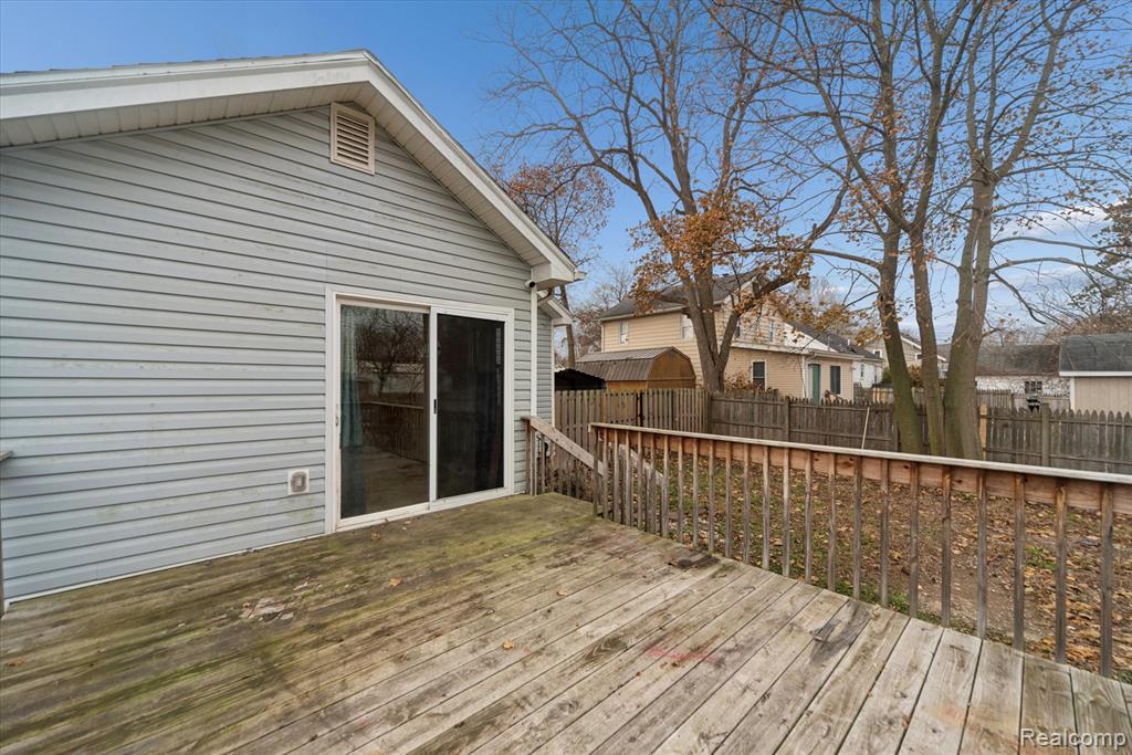 520 Andrew Avenue, Jackson, MI 49202 — Photo 7