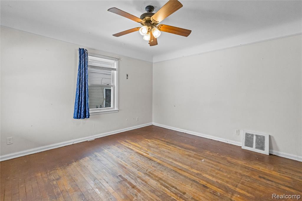 8838 Faust Avenue, Detroit, MI 48228 — Photo 5