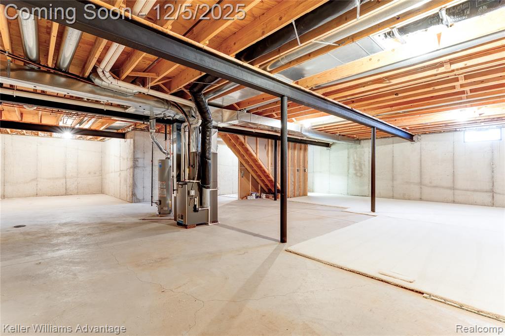 40827 Lenox Park Drive, Novi, MI 48377 — Photo 21