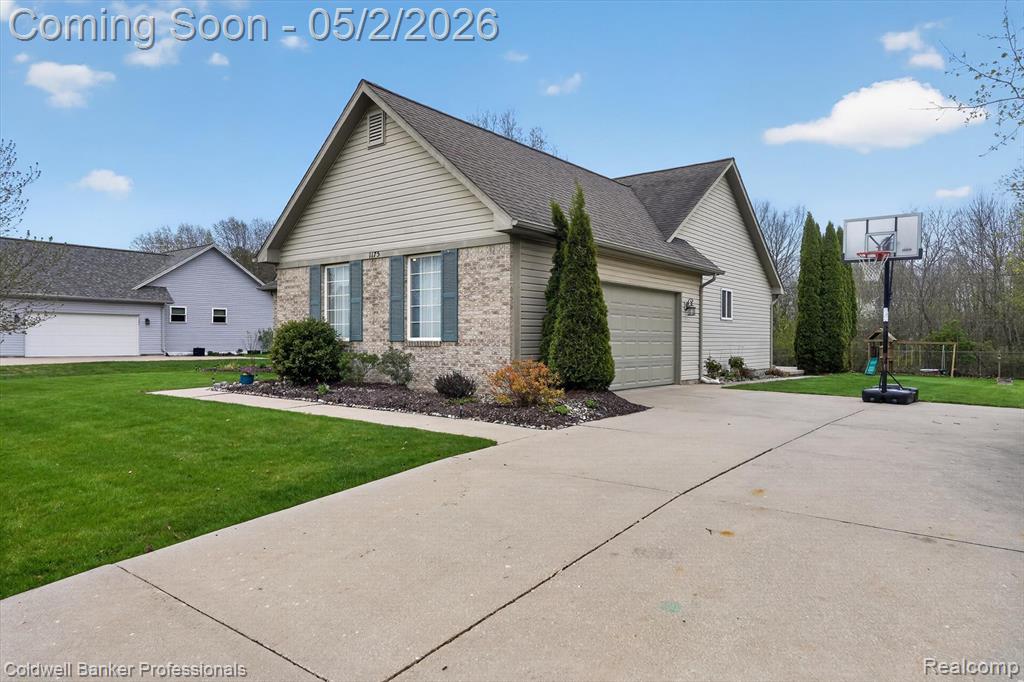 1175 Deer Creek Trail, Grand Blanc, MI 48439 — Photo 2