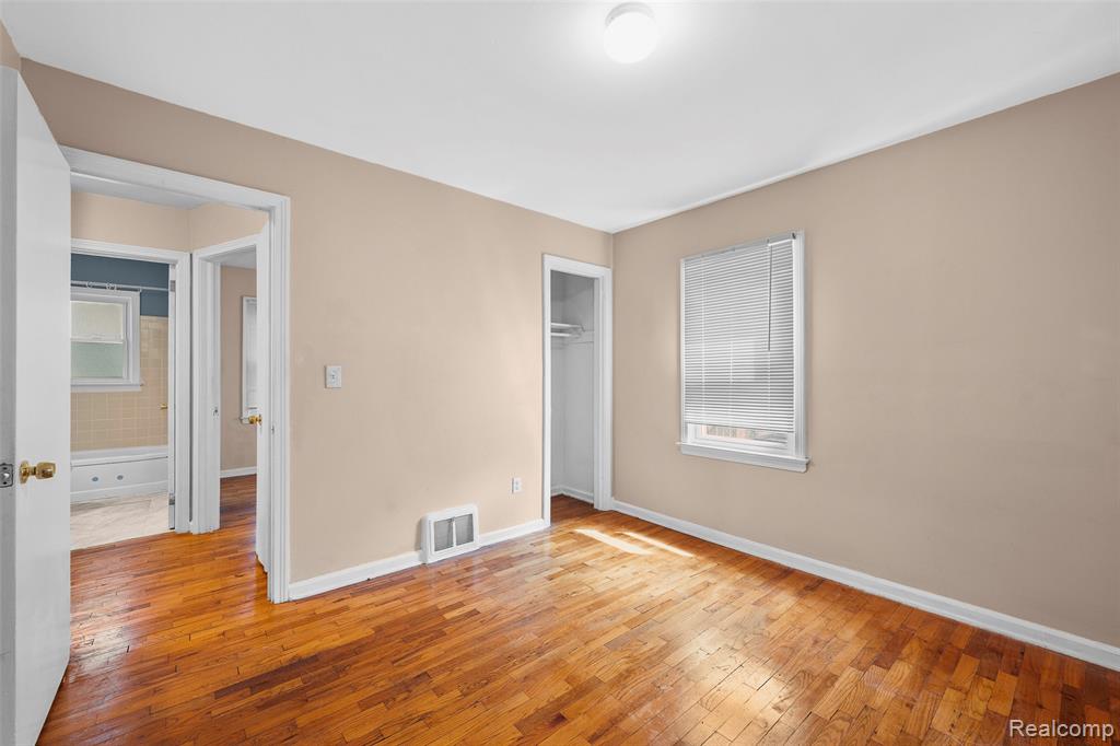 7490 Lamphere, Redford, MI 48239 — Photo 11