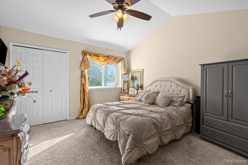 5352 Pine Needle Drive, Grand Blanc, MI 48439 — Photo 15