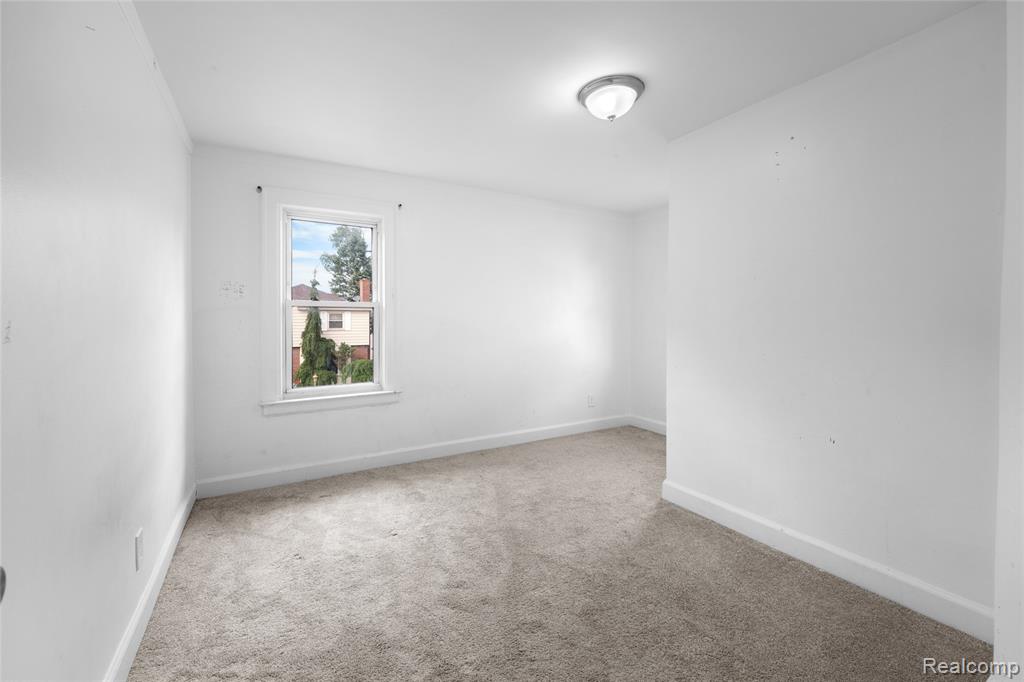 957 Winchester Avenue, Lincoln Park, MI 48146 — Photo 11