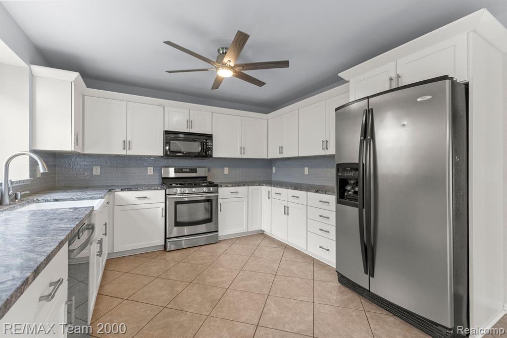 53095 WINDHAM Drive, Chesterfield, MI — Photo 20