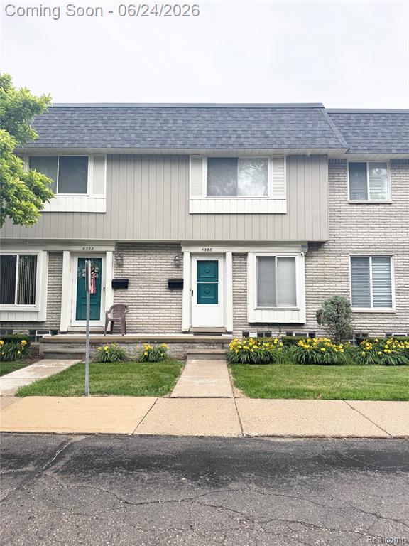 4386 15 Mile Road, 64, Sterling Heights, MI 48310 — front exterior