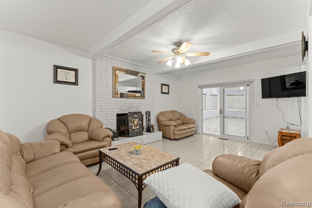26611 Cecile Street, Dearborn Heights, MI 48127 — Photo 19